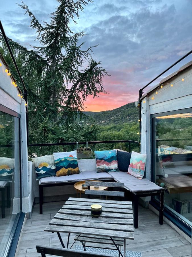 Appartement Sur Les Toits, Tres Jolie Vue Provence Gréoux-les-Bains Exteriör bild